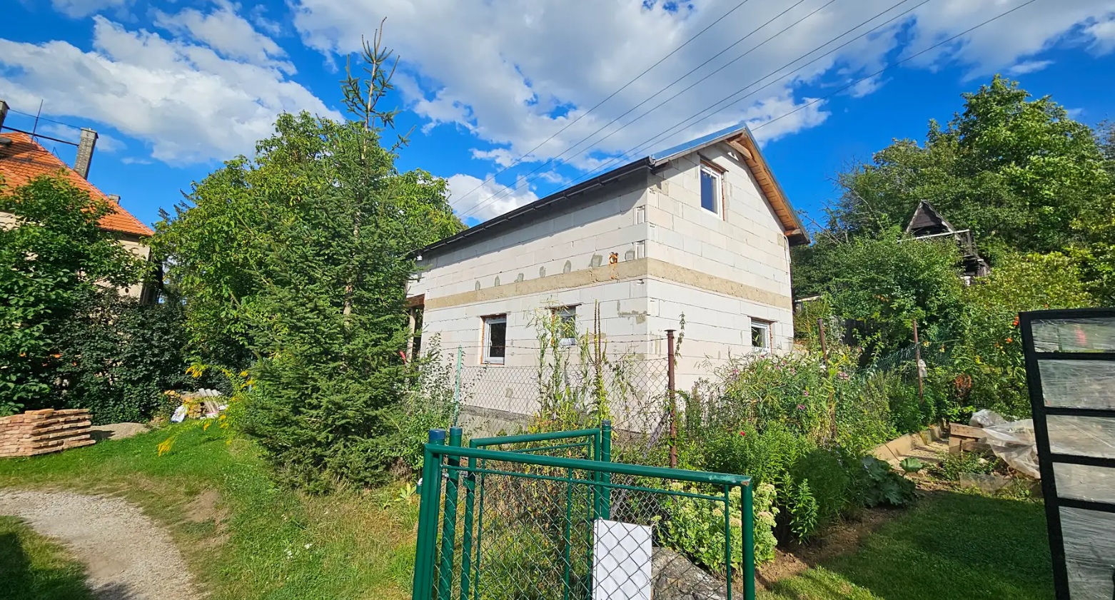 Prodej chaty 60m2, pozemek 426m2, Králův Dvůr-Karlova Huť